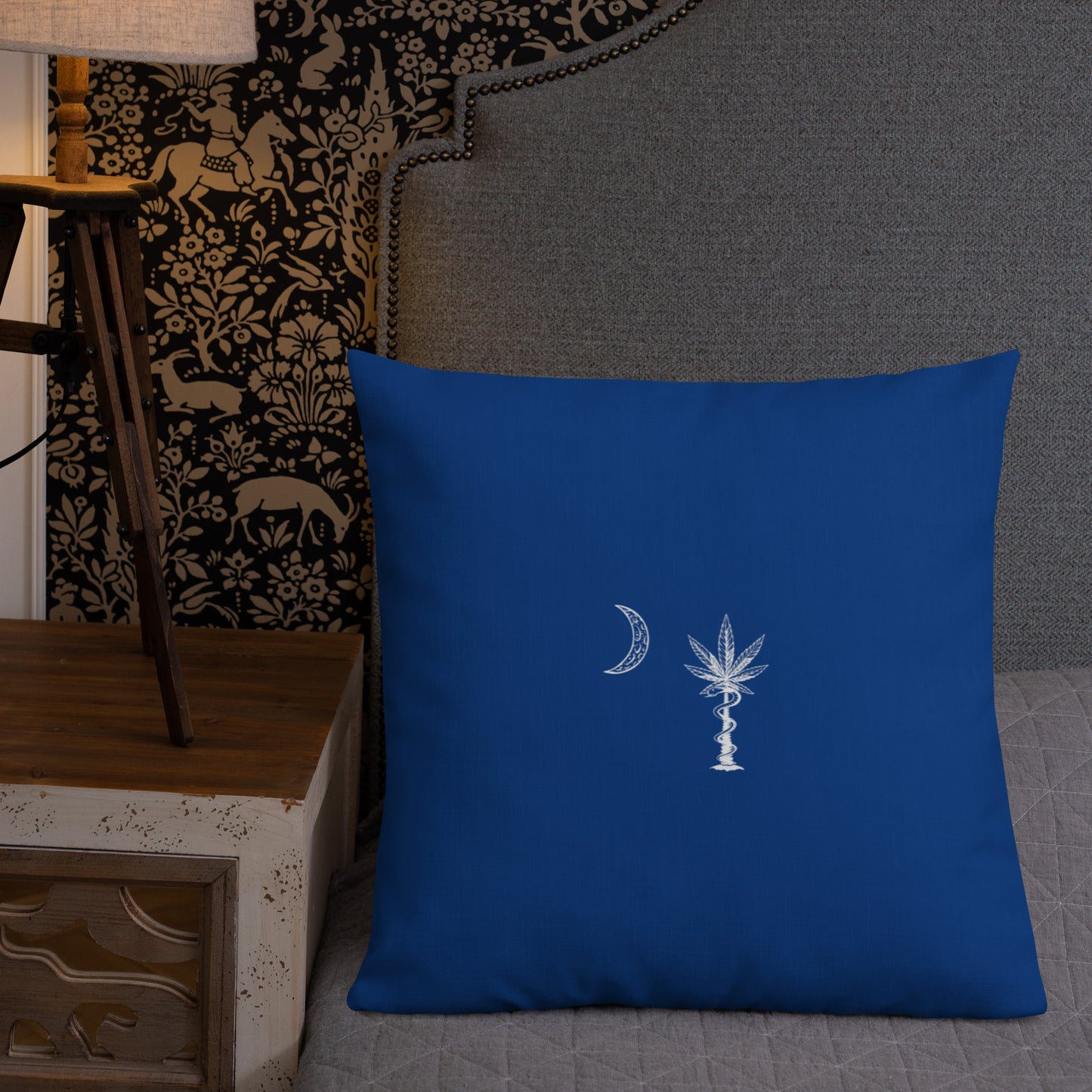 LEGALIZE PALMETTO THROW PILLOW