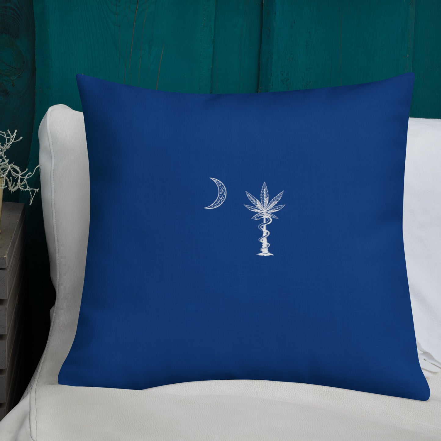 LEGALIZE PALMETTO THROW PILLOW